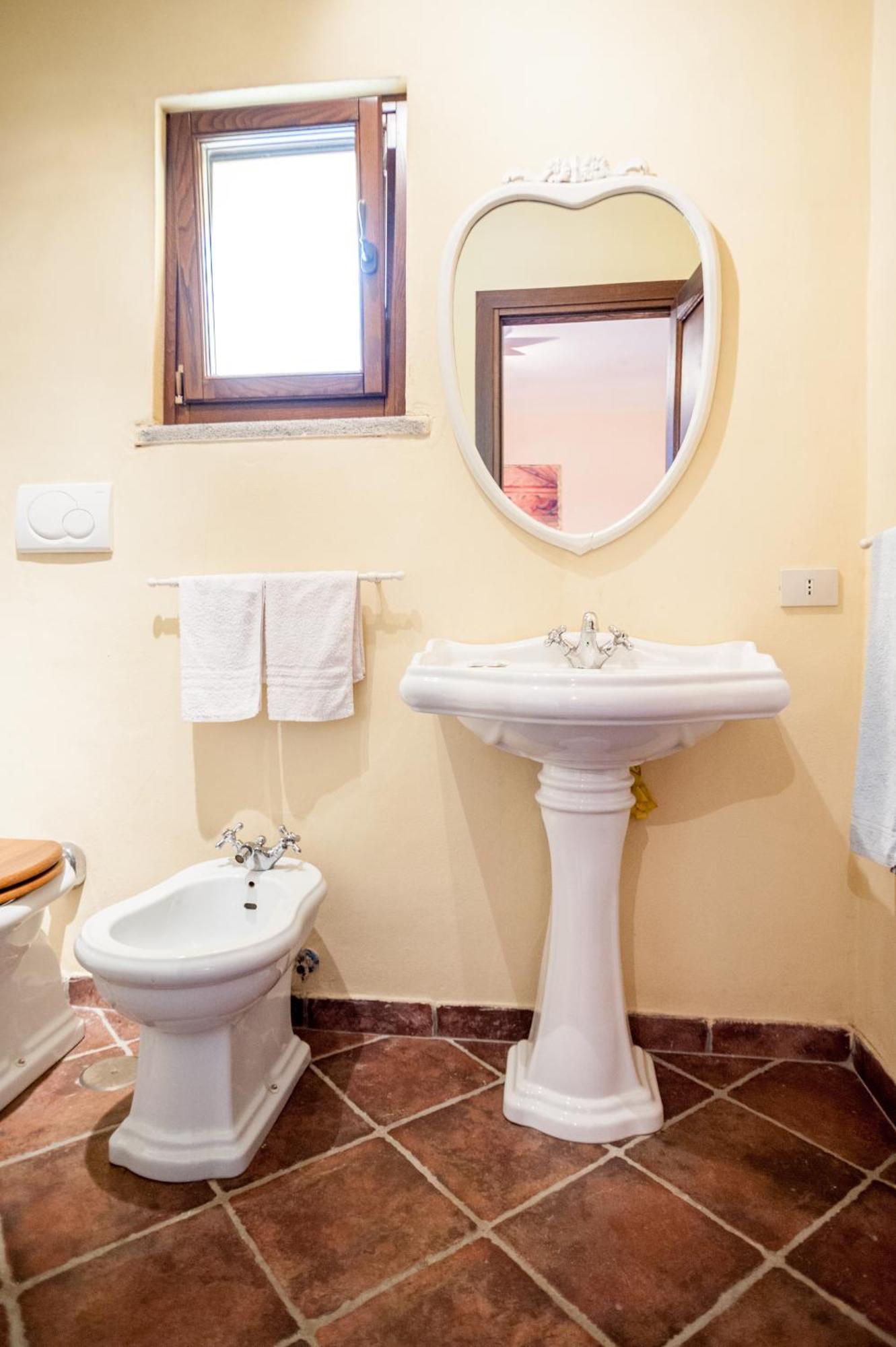 Casale Fedele Family Relax B&B Vicino Al Borgo Ronciglione  Bagian luar foto