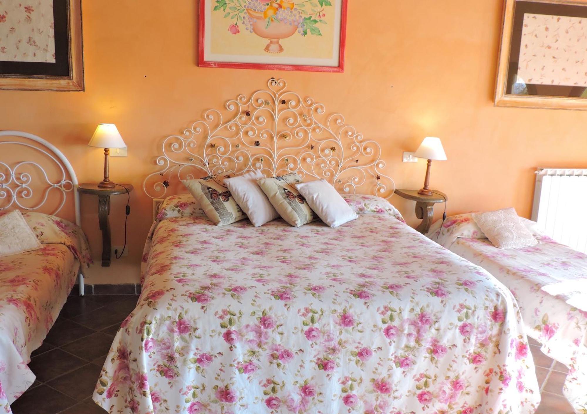 Casale Fedele Family Relax B&B Vicino Al Borgo Ronciglione  Ruang foto