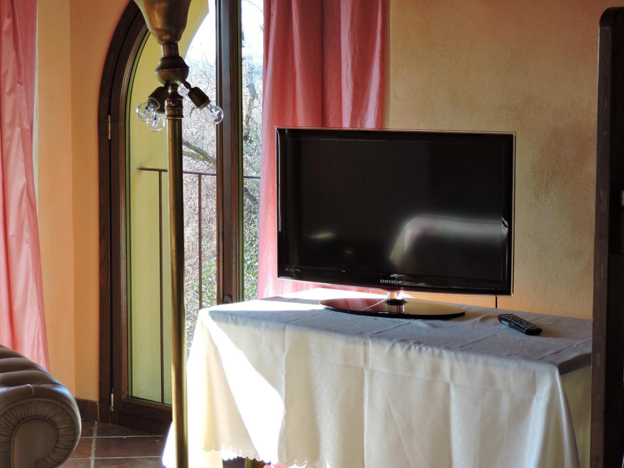 Casale Fedele Family Relax B&B Vicino Al Borgo Ronciglione  Bagian luar foto