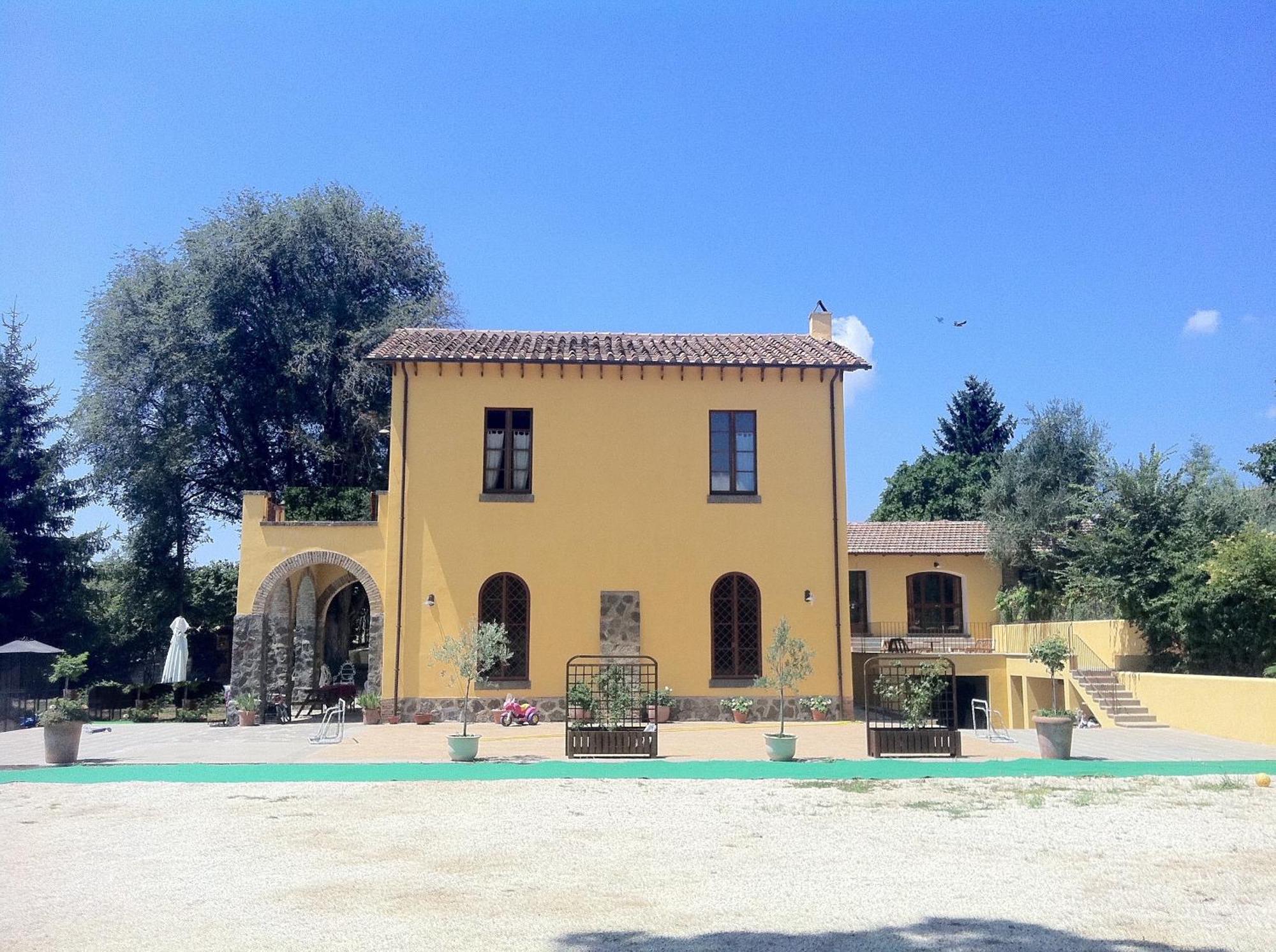 Casale Fedele Family Relax B&B Vicino Al Borgo Ronciglione  Bagian luar foto